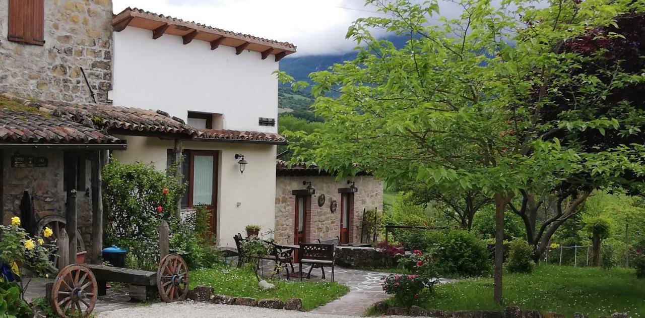 B&B Caselunghe Camerino Eksteriør bilde